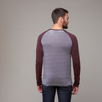 Kingston Henley // Charcoal (L)