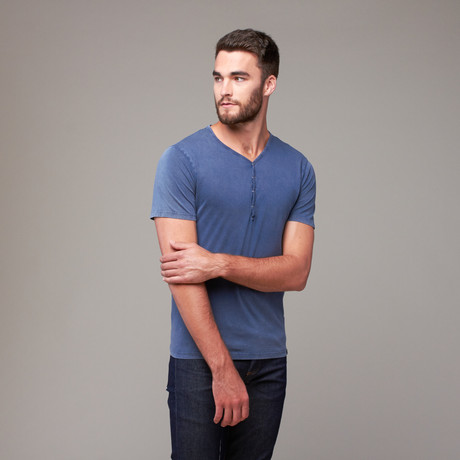 Laethe Henley Shirt // Navy (S)