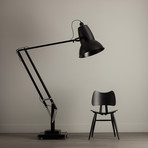 Giant 1227 // Floor Lamp (Jet Black)