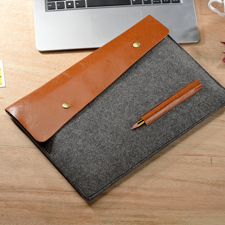 Felt Macbook Sleeve // Asymmetrical Flap (11" MacBook Air)