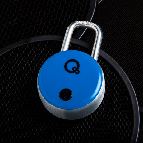 Quicklock NFC Bluetooth Padlock + NFC FOB // Blue