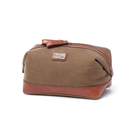 British Belt Co // Langdale Dopp Kit // Olive