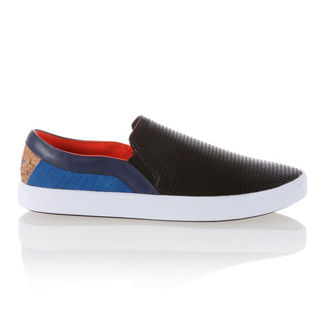 Capo Slip On // Black + Blue (US: 7)