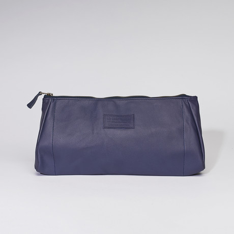 LUV Seat Toiletry Kit