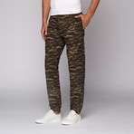 Unyforme // Freeman Tiger Camo Print Jogger // Camo (38)