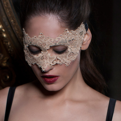 Caviar Mask