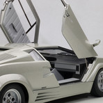 Auto Art // Lamborghini Countach 25th Anniversary Edition // Silver