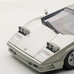 Auto Art // Lamborghini Countach 25th Anniversary Edition // Silver