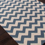 Geometric Pattern Rug // Dark Blue & Ivory (5'L X 8'W)