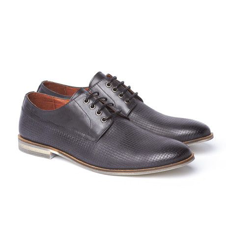 Weave Lace-Up Leather Derby // Black (US: 7)