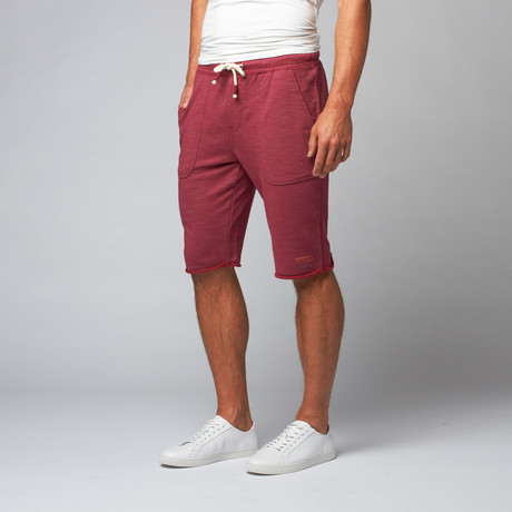 Fiqin Sweat Short // Deep Red (S)