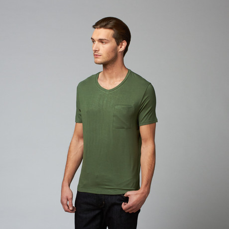 Jacob Holston // Albert Pocket V-Neck T-Shirt // Green  (S)