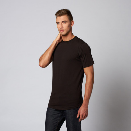Essential Elongated Curved Tee // Black (S)