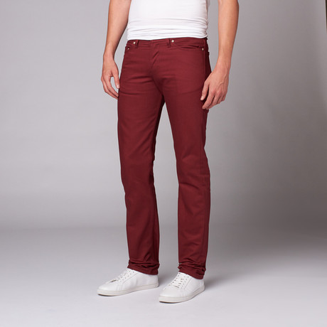 Naked and Famous // Weird Guy Chino // Burgundy (28WX34.5L)