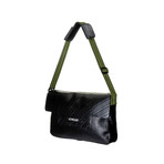 Plaza T // 15" (Black Strap)