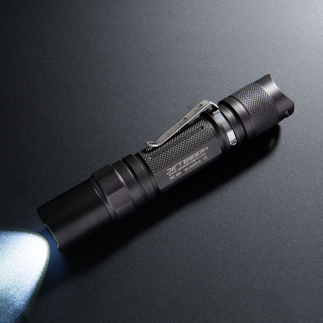 JETbeam LED Flashlight // PC20