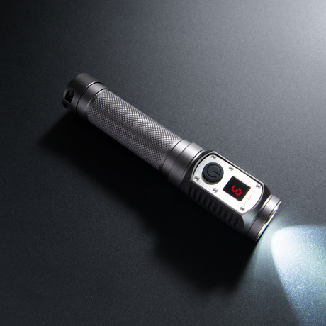 LED Flashlight  // DDA20
