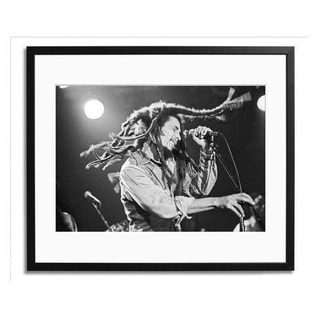Bob Marley Roxy Dancing (16"L x 12"H)