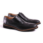 Wingtip // Black (US: 10)