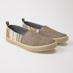 Slip-On Chambray // Brown (US: 9.5)