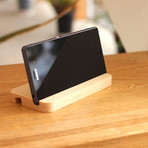 Smartphone Stand (Maple)