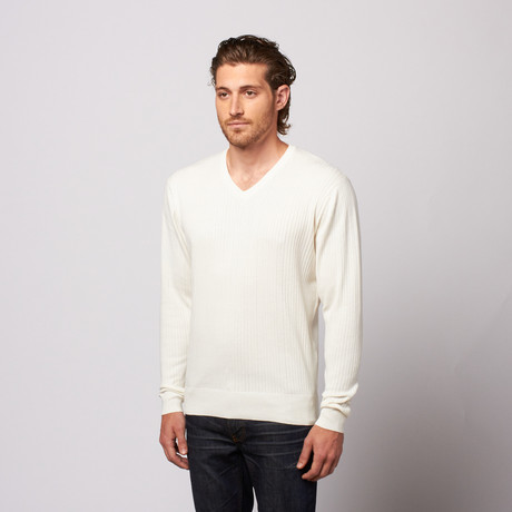 Ribbed V Neck Sweater // White (S)