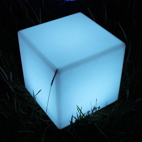 LED Cube // Outdoor Light