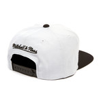 Motivation Arc Sharktooth Snapback // Grey