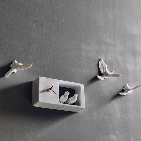 Sparrow Clock (Light Grey)