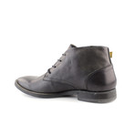 True Chukka // Black (US: 7)