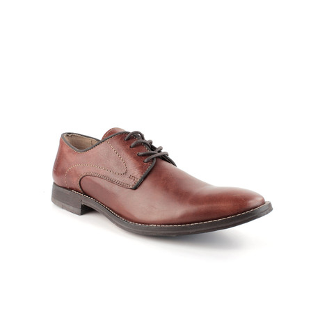 True Oxford // Whiskey (US: 7)