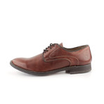 True Oxford // Whiskey (US: 7)