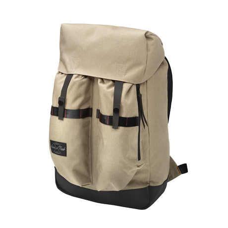 Surveyor Backpack (Obsidian)