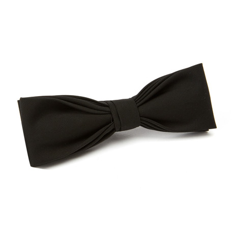 J. Lindeberg Bow Tie // Black