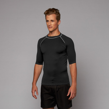 Thomas Rashguard // Black (S)