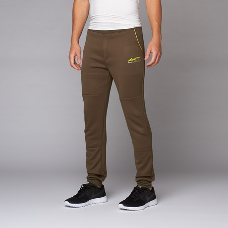 Slim Fit Pant // Military Green (S)