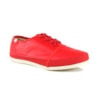 Light Wing Trainer // Red (US: 12)