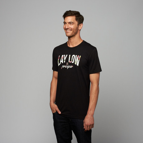 Lay Low // Lay Low and Prosper Crew Tee // Black (S)