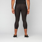 A400 3/4 Compression Tights // Black (S)