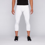 Base Layer 3/4 Compression Capri // White (S/M)