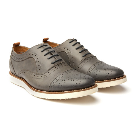 JOE'S Jeans // Lords Brogue // Grey (US: 7.5)