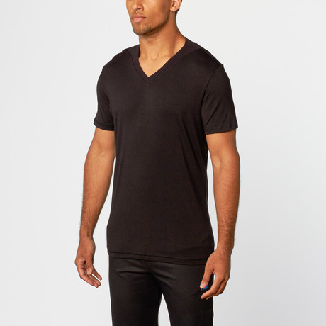 Flex-Touch V-Neck // Black (S)