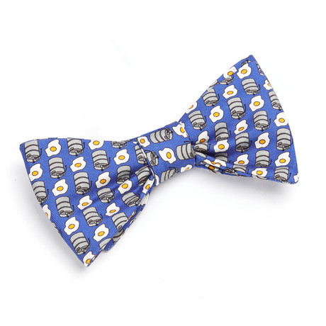 Kegs and Eggs Bow Tie // Blue