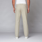 Vince // Twill Chino // Tan (38WX32L)