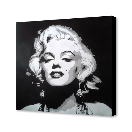 Hollywood Icon (18"L x 18"H x 0.75"D)