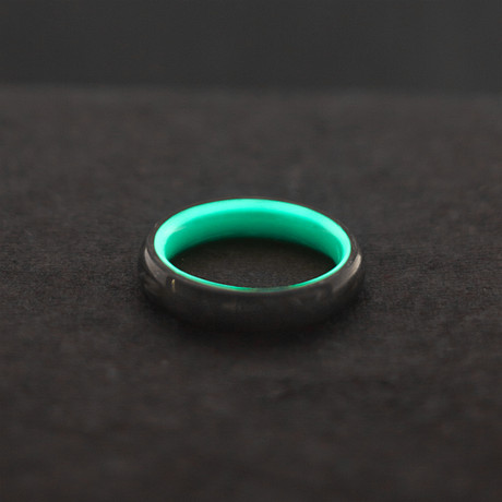 Carbon Lume Ring // Green (Size 4)