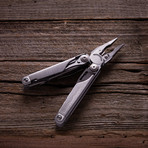 Surge Multi-Tool // Samurai Edition