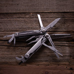 Surge Multi-Tool // Samurai Edition