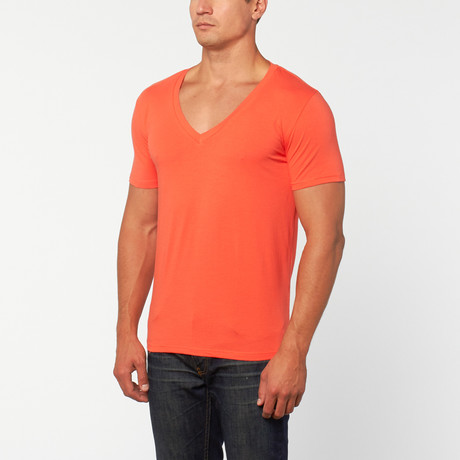 Dive V-Neck T-Shirt // Coral (XS)