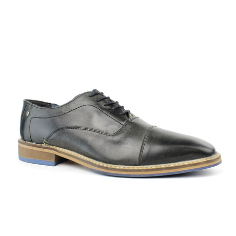 Art Leather Captoe // Black (US: 7)